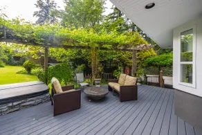 Cheerful 7 bedroom home C/W hot tub, 1.6 Acre lot - Image 4