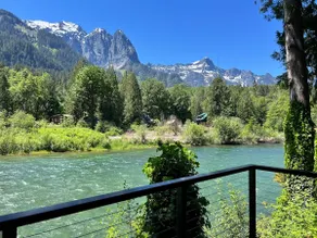 Small Timbers- riverfront w/ mountain views + spa! - Image 2
