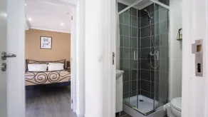 Leisure Accommodation - Image 4