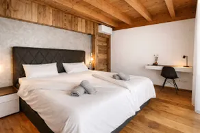 CLOUD 9 – Private Whirlpool & Rooftop Terrace - Image 4