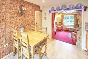 Host & Stay - Honeysuckle Cottage - Image 5