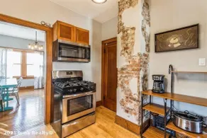Bright 4BR Bungalow Sleep 12 near Des Moines & i80 - Image 5