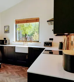 Finest Retreats - Blackbarn Wood - Image 2