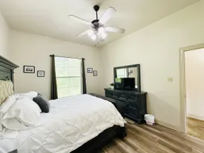 Chateau 12, spacious townhouse in Tickfaw, LA - Image 4