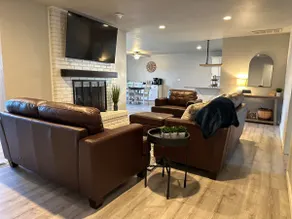 Spacious Home + Pool Table & Outdoor Entertainment - Image 2