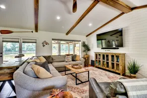 Cotter Home w/ Direct Access to White River! - Image 5