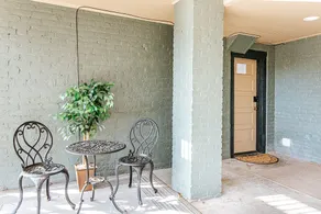Urban Cowboy Suite: Private Workspace, Walkable - Image 5