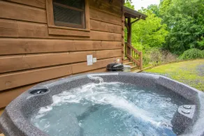Updated Cabin Mins from Downtown West Jefferson- Hot Tub, Porches, Dogs OK - Image 3