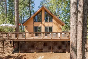 A-Frame in Blue Lake Springs, pool, private lakes - Image 2