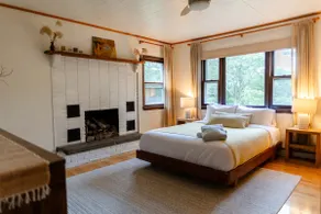 Cozy Cottage Near Hiking, Infrared Sauna & Fireplace | Dream House in the Gunks - Image 3