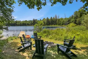 Tavi Haus: Lakefront~Kayaks~SUP~Sauna~Pool Table - Image 2