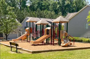 4BR Home | Cal King | Sleeps 10 | Near Airport - Image 2