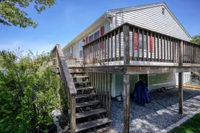Pet-Friendly Oak Bluffs 3BR | Deck & Fire Pit - Image 3