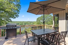 Lakefront Loch Lomond Bella Vista lake views - Image 4