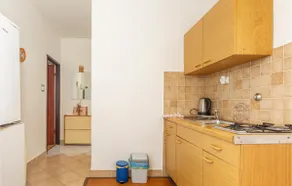 1 Bedroom Nice Apartment In Gabonjin - Image 4