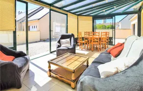 3 Bedroom Cozy Home In Sainte-Mère-Église - Image 2