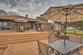 Roomy Texas Lake Retreat w/ Private Boat Ramp - Image 2