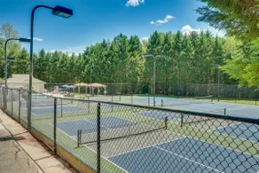 Hot Tub & EV Charger: Helen Getaway w/ Views! - Image 3