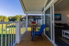 09 - Kingfisher Cottage By The Sea at Alder Bay - Image 2