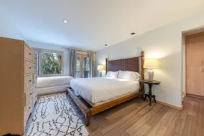 Bright 5BD Alpine Retreat - 5Min to Alpine Meadows - Image 3