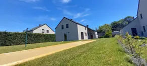 Sur les Hauteurs-Ferienhaus-Familie-Ensuite mit Bad-Blick auf die Landschaft - Image 3