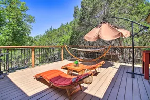 Game Room + 1-Acre Yard! Lake Travis Retreat - Image 2