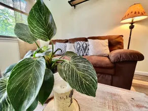 PC 25: Davis Condo, Quaint & efficient! A/C - Image 2
