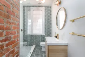 The Pulse | Upscale Historic Suite Near King St - Image 5