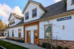 Newberg Wine Country Suites: Noir Room - Image 2