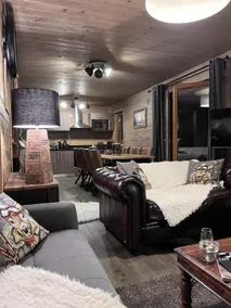 Apartment-Luxus-Ensuite mit Bad-Bergblick-4 étoiles - Image 4