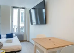 Lavie Maison Paris AC Retreat - Image 5
