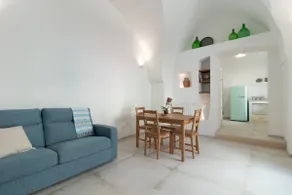 Holiday Home L'Angolo di Giadia with Pool, Terrace & Wi-Fi - Image 5