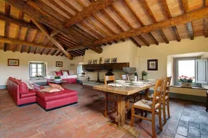 Villa Casaglia 2-apartment With Shared Pool - Image 3