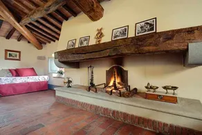 Villa Casaglia 2-apartment With Shared Pool - Image 4