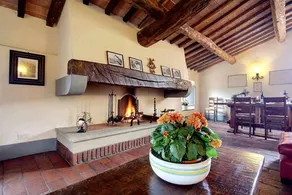 Villa Casaglia 2-apartment With Shared Pool - Image 5