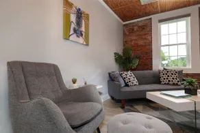 Modern meets Classic: Cozy condo on Smith River - Image 5
