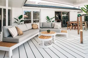 Prime location with pool - walk to Coolum Beach - Image 4