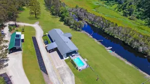 Rivers Edge: A Secluded Family Sanctuary - Image 2
