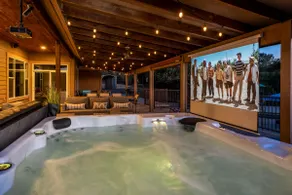 Mountain Elegance w/ pool, spa, projector - Image 3