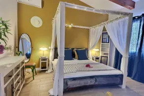La Tete Dans Les Nuages-Gîte-Deluxe-Ensuite mit Bad-Bergblick - Image 2