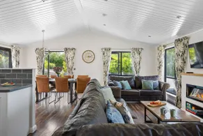 Lilac Lodge, 22 Roadford Lake Lodges - Image 4