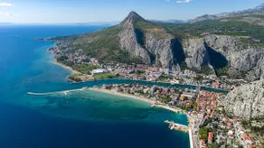 Villa KING with private pool with hydromassage, 4 bedrooms, 3km from sea and town Omiš - Image 2