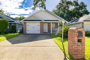 Families Welcome 4 Bedrooms* Near PCC & Beaches - Image 4