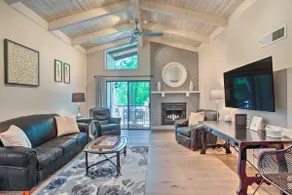 Stylish Condo in Village Oak Creek with Pool and Hot Tubs - Image 4