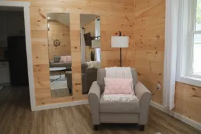 The Bridal Suite Cabin - Image 4