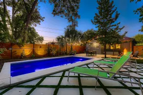 East Side House w/ Heated & Chilled Pool + Hot Tub - Image 5