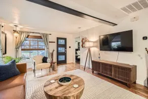 East Side House w/ Heated & Chilled Pool + Hot Tub - Image 2