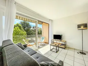 Annecy 1 bedroom Apt With Balcony - Image 2