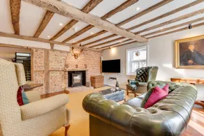 3 Bed in Arundel oc-bt007 - Image 3