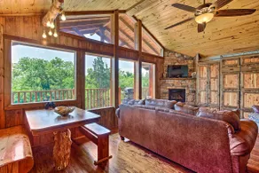 Beautiful Country Cabin on Crooked Creek Farm! - Image 4